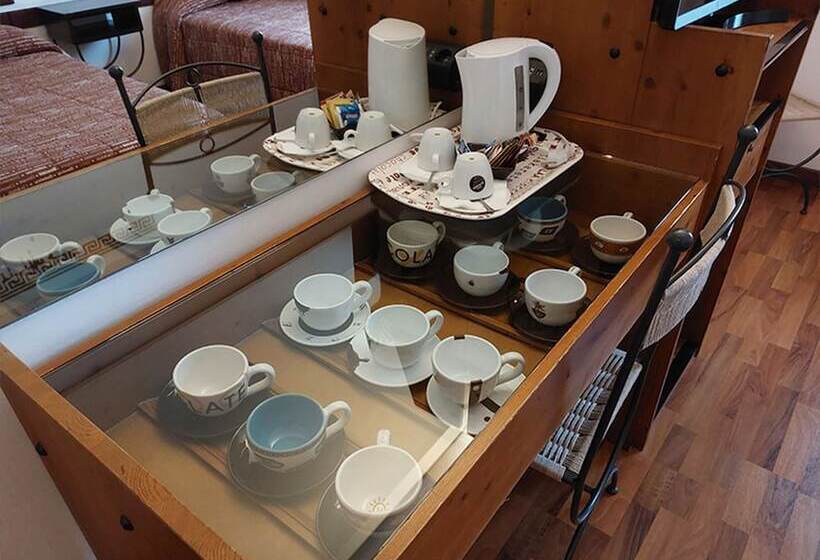 اتاق استاندارد سه نفره, Choco