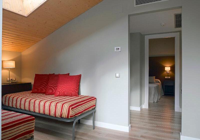 Habitació Triple Estàndard, Choco