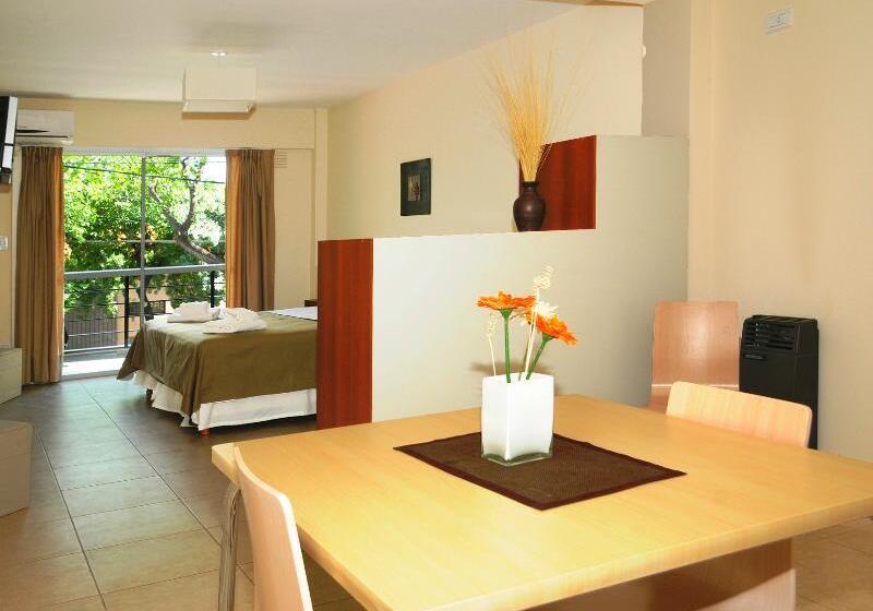 סוויטת ג'וניור, La Rondinaia in Eurocongressi