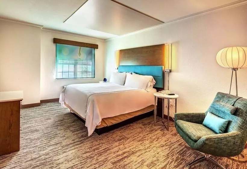 身障者適用スイートルーム, Even Hotels Sarasota Lakewood Ranch, An Ihg