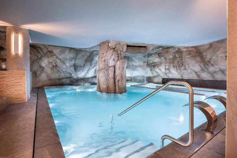 اتاق سوپریور, Golden Tulip Aix Les Bains Hotel & Spa