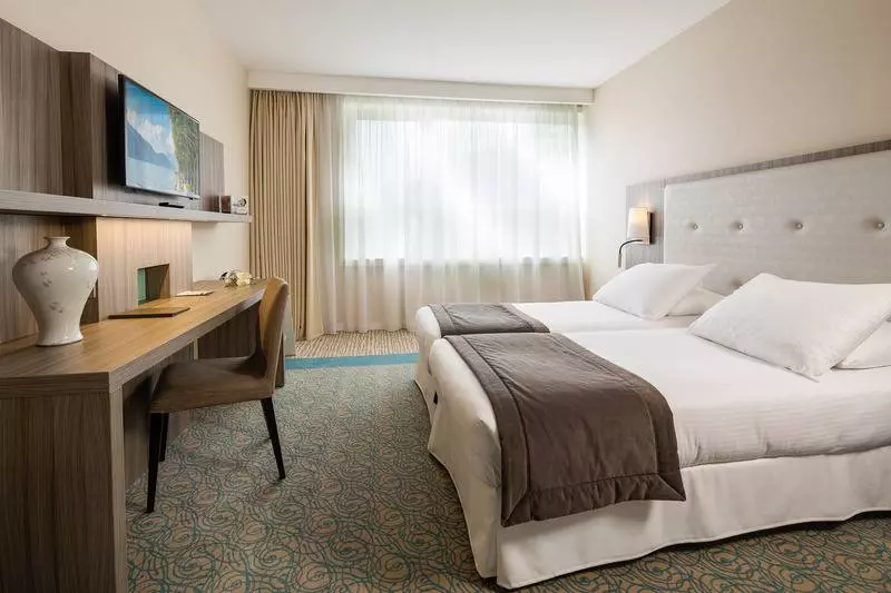 اتاق استاندارد, Golden Tulip Aix Les Bains Hotel & Spa