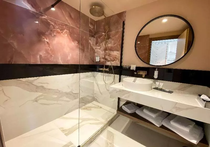اتاق سوپریور, Golden Tulip Aix Les Bains Hotel & Spa