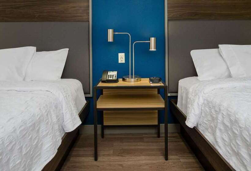 غرفة قياسية سرير ملكى, Hilton Los Angeles/san Gabriel