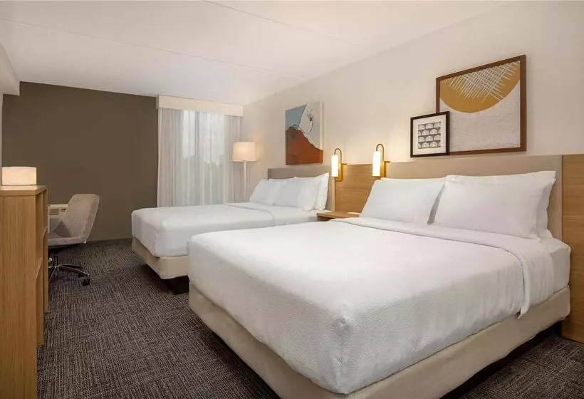اتاق استاندارد با تخت دو نفره بزرگ, Hilton Los Angeles/san Gabriel