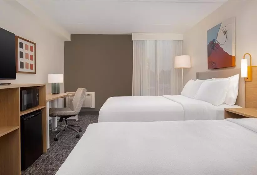 اتاق استاندارد با تخت دو نفره بزرگ, Hilton Los Angeles/san Gabriel