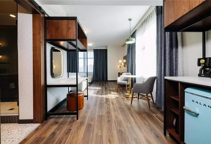 اتاق استاندارد با تخت دو نفره بزرگ, Hilton Los Angeles/san Gabriel