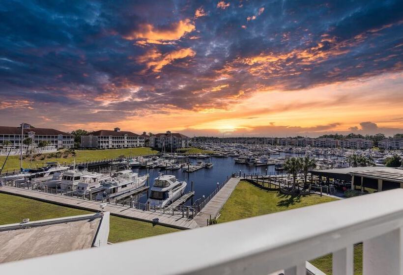 Люкс с Видом, Holiday Inn Express North Myrtle Beach   Little River, An Ihg