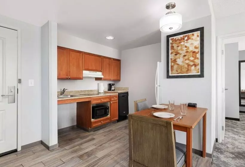 سوئیت برای معلولان, Homewood Suites Corpus Christi