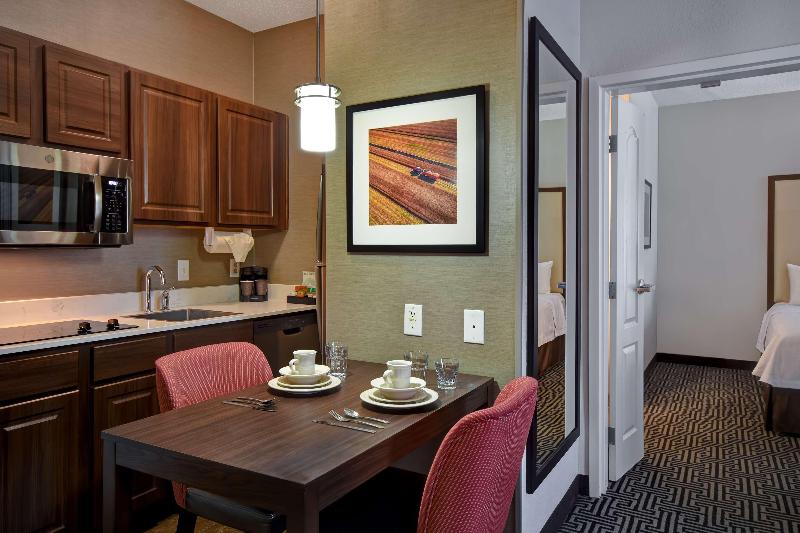 Люкс Кровать Кинг, Homewood Suites By Hilton Houston Iah Airport Beltway 8