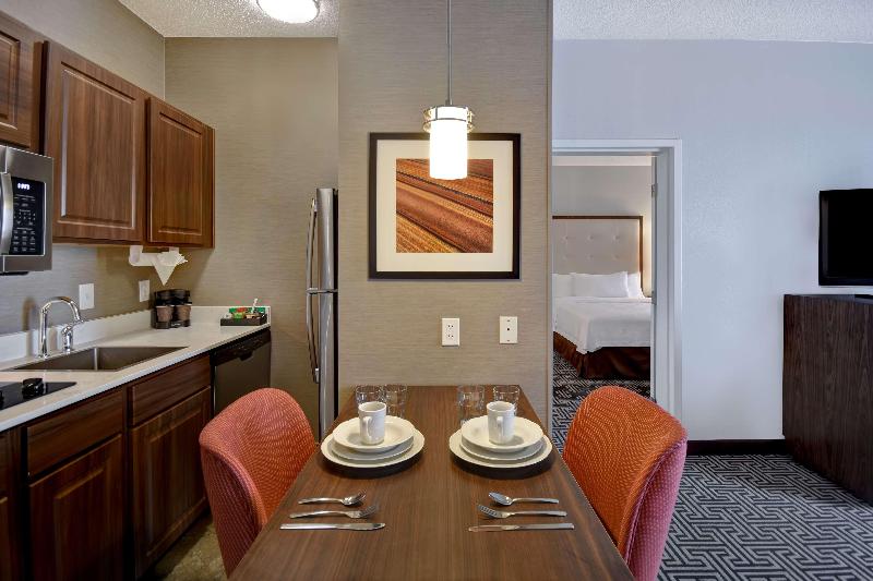 Люкс Кровать Кинг, Homewood Suites By Hilton Houston Iah Airport Beltway 8