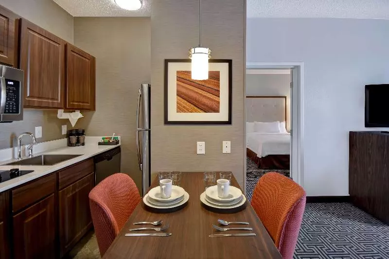 キングサイズベッドのスイートルーム, Homewood Suites By Hilton Houston Iah Airport Beltway 8