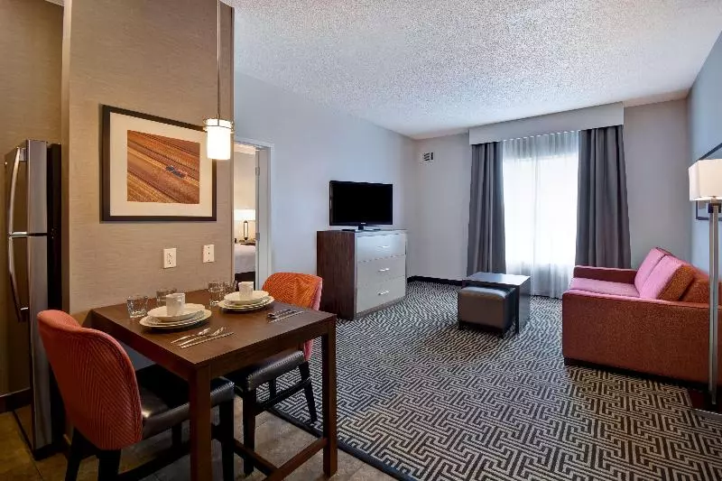 キングサイズベッドのスイートルーム, Homewood Suites By Hilton Houston Iah Airport Beltway 8