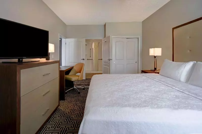 キングサイズベッドのスイートルーム, Homewood Suites By Hilton Houston Iah Airport Beltway 8