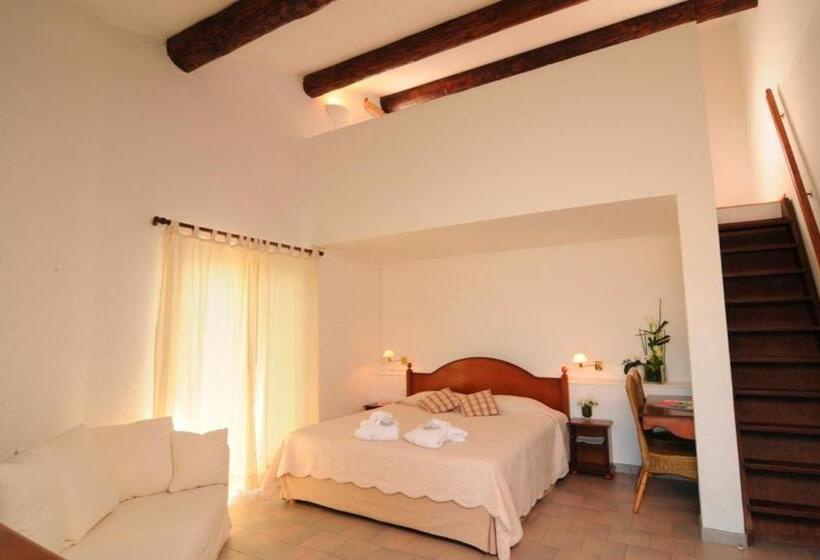 スタンダード4人部屋, Hôtel L  Estelle En Camargue