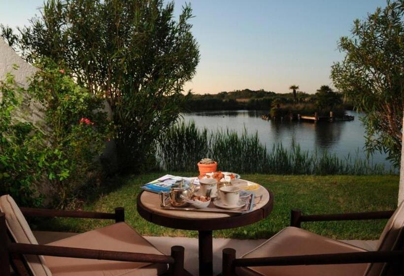 Четырехместный Номер Стандарт, Hôtel L  Estelle En Camargue