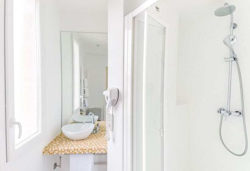 スタンダードルーム, Korner Eiffel