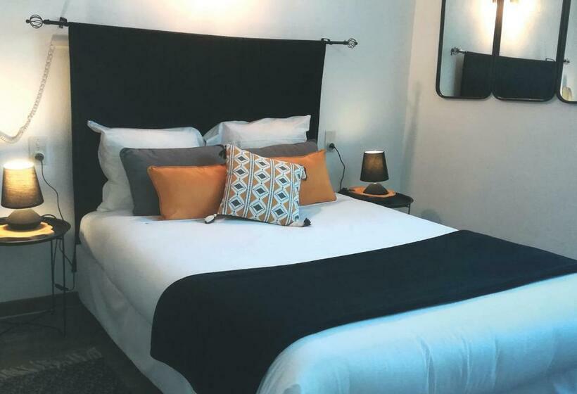 חדר סטנדרט, L'instant Sévigné