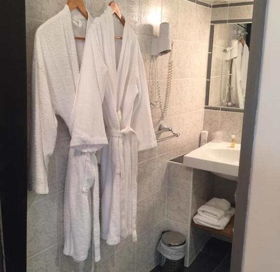 חדר קומפורט, L'instant Sévigné