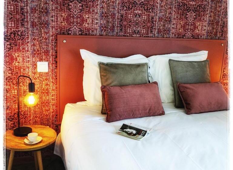 חדר קומפורט, L'instant Sévigné