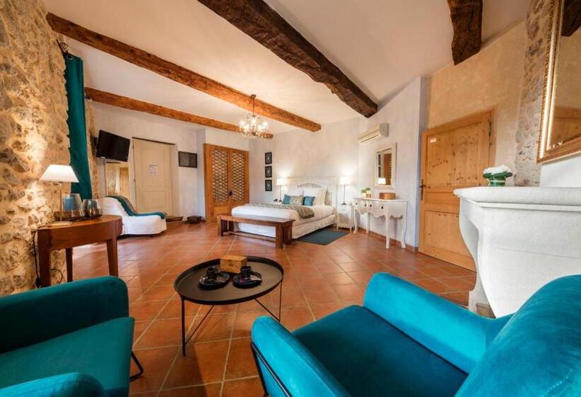 חדר יוקרתי, L'instant Sévigné