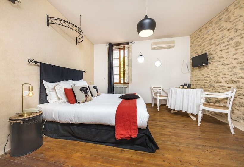 חדר סטנדרט, L'instant Sévigné