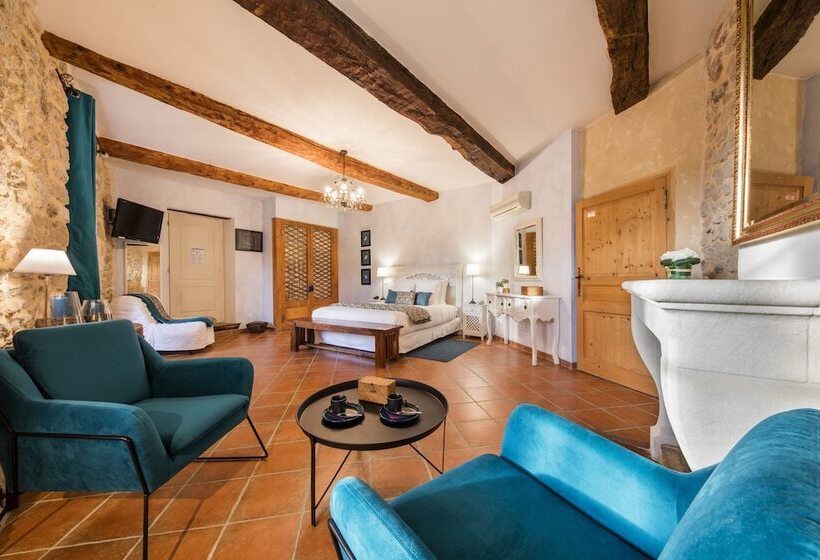 חדר יוקרתי, L'instant Sévigné