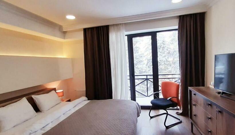 Quarto standard, Kokhta Plaza Boutique