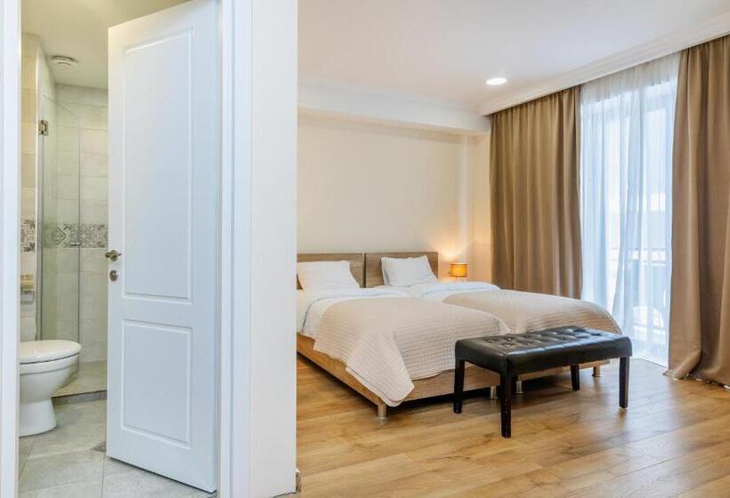 Quarto standard, Kokhta Plaza Boutique