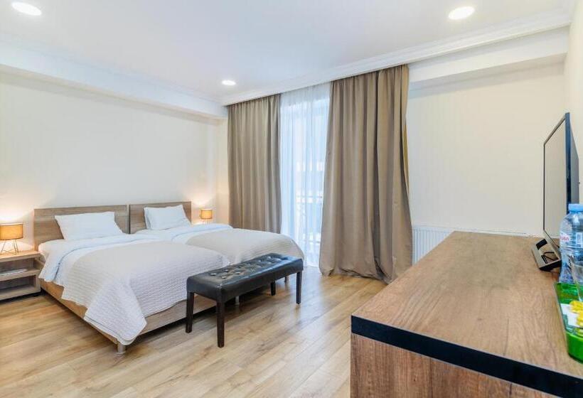 Quarto standard, Kokhta Plaza Boutique