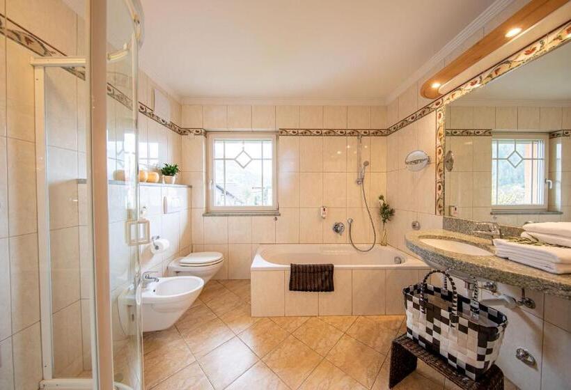 침실 2개 스위트, Aktiv & Wellnesshotel Zentral