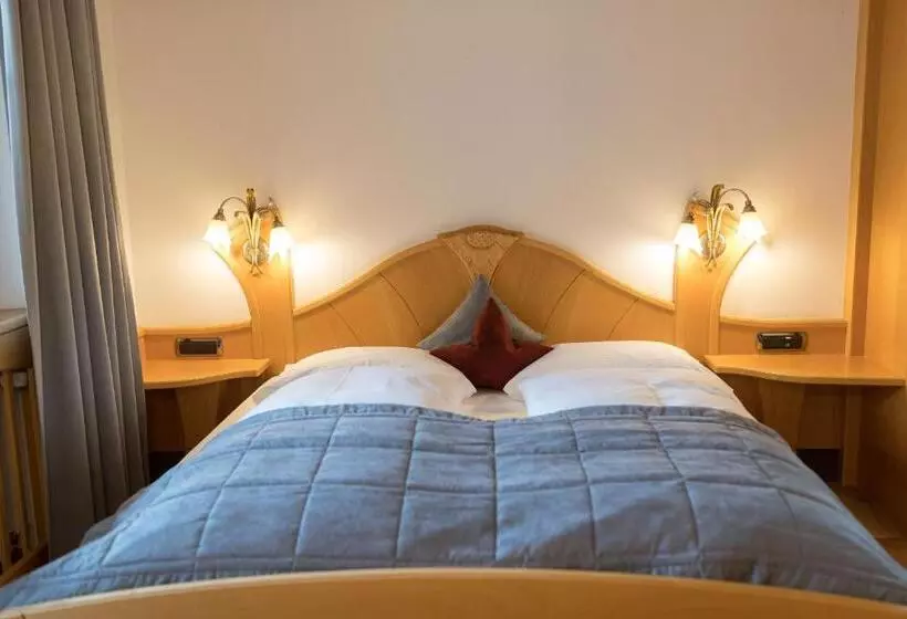 Sviitti 2 Makuuhuonetta, Aktiv & Wellnesshotel Zentral