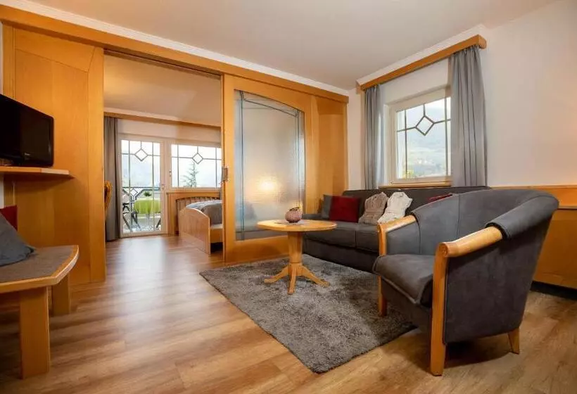 Sviitti 2 Makuuhuonetta, Aktiv & Wellnesshotel Zentral