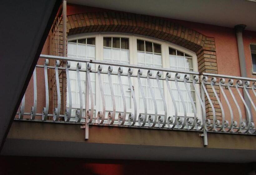 غرفة قياسية فردية, Al Gabbiano