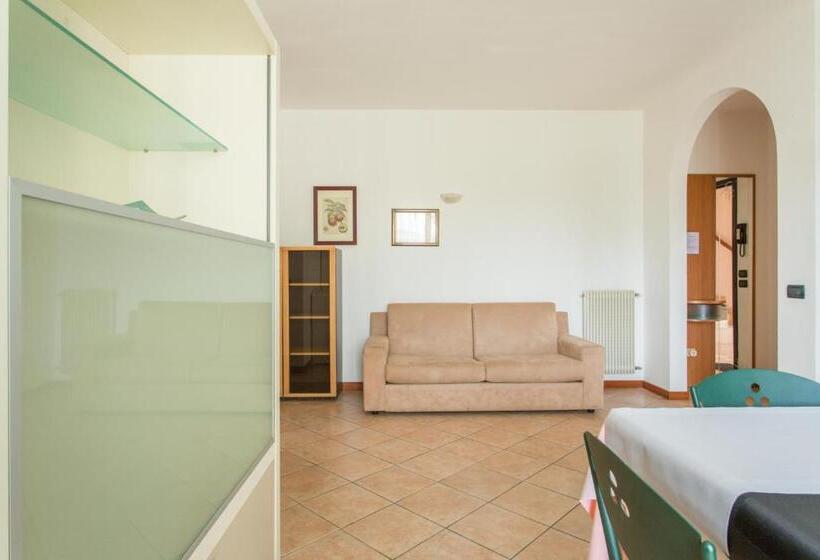 شقة غرفتين, Al Gabbiano