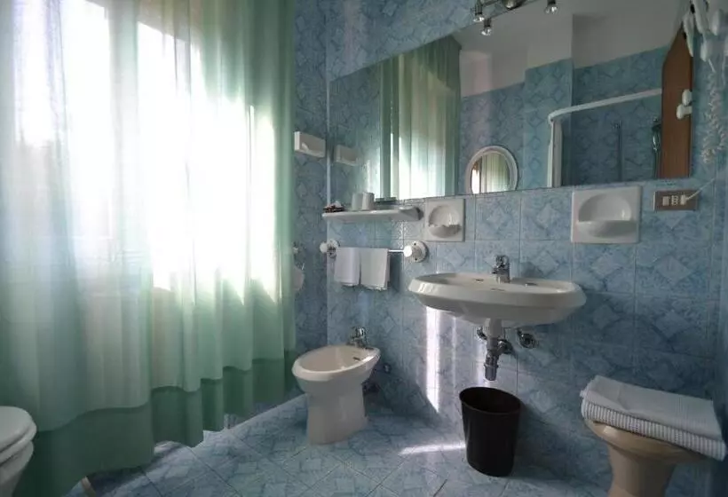 スタンダードトリプルルーム, Albergo Boomerang