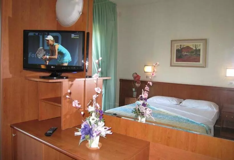 スタンダードトリプルルーム, Albergo Boomerang