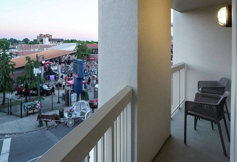 Camera Standard Letto Matrimoniale, Hampton Inn & Suites Memphis Beale Street