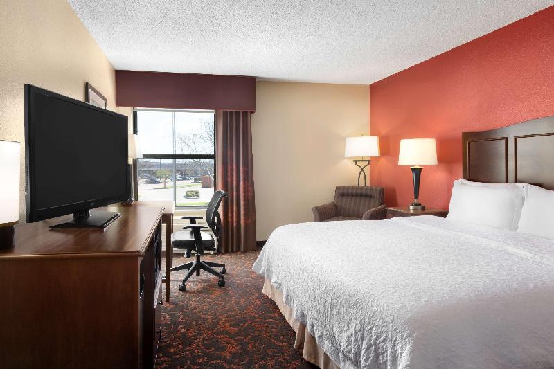 Стандартный Номер Кровать Кинг, Hampton Inn Houstonwillowbrook Mall