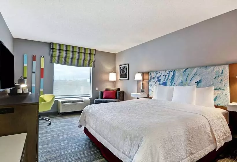 スタンダードルーム, Hampton Inn & Suites Newark Harrison Riverwalk