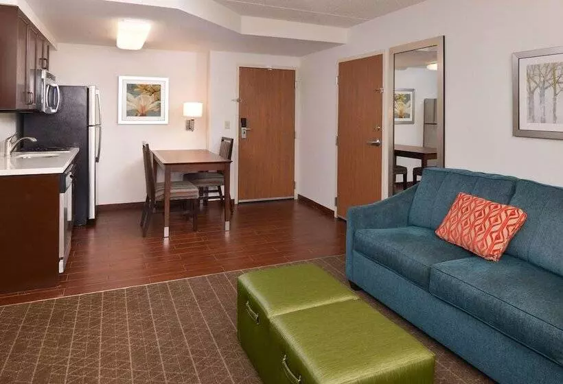 اتاق استاندارد, Hampton Inn & Suites Pueblo Southgate
