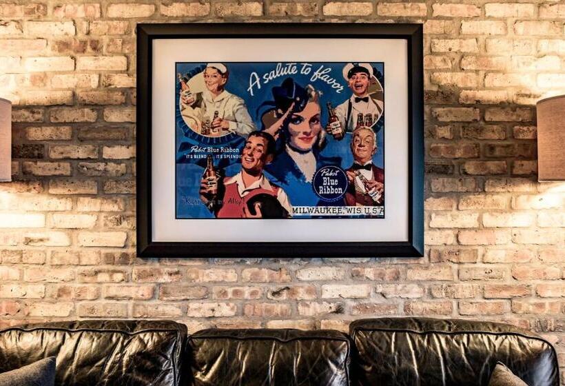 ジュニアスイート, Ironworks