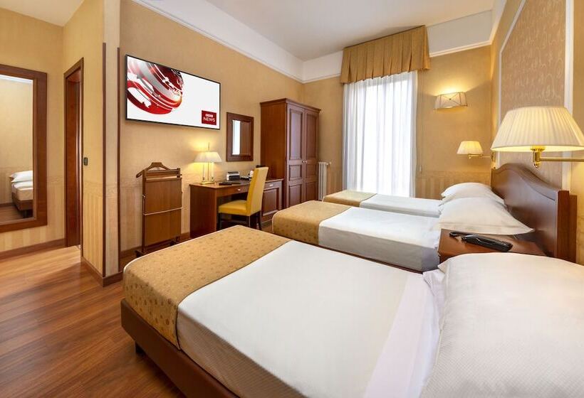 标准三人间, Lancaster