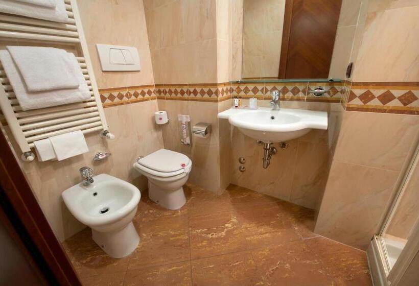 古典房间, Lancaster