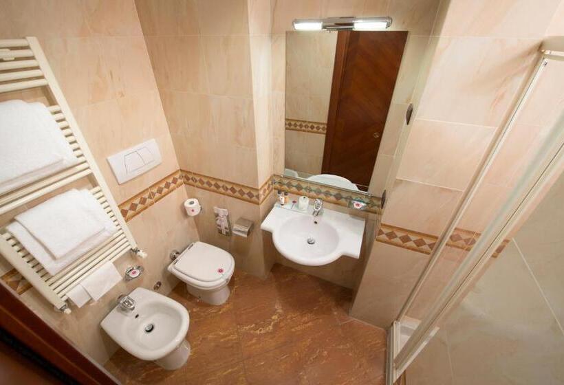 古典房间, Lancaster