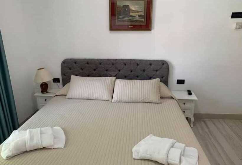 标准间, Marittima