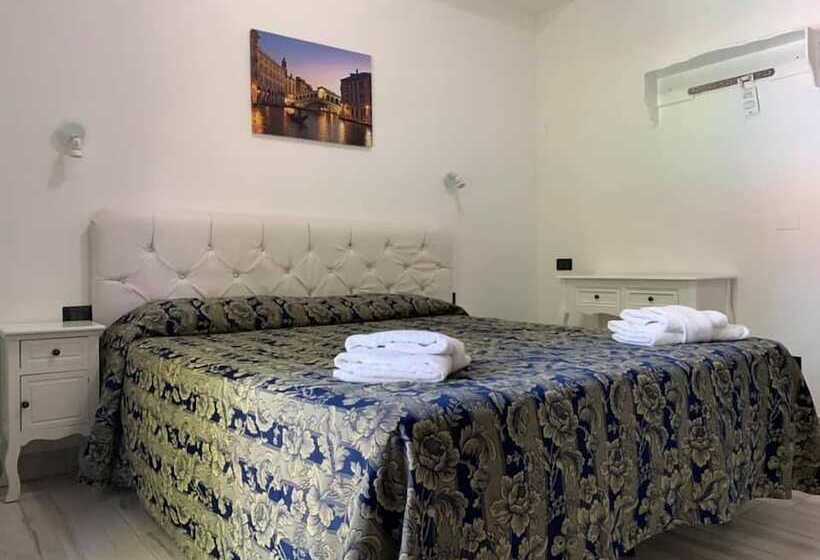 标准间, Marittima