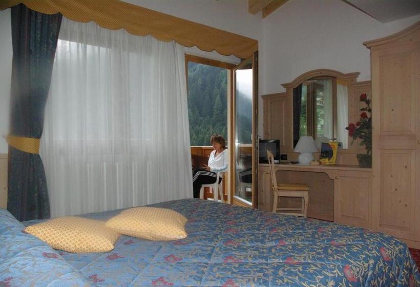 Номер Стандарт, Ortles Dolomiti Walking & Spa