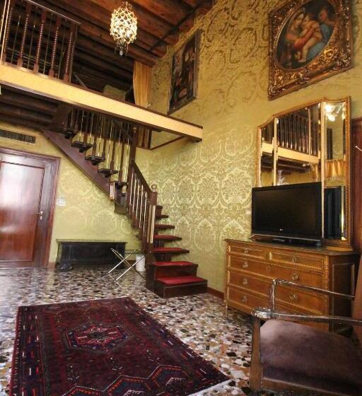 سوئیت با چشم‌انداز, Palazzo Abadessa
