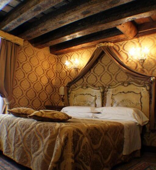 Klasik Oda, Palazzo Abadessa